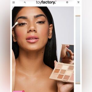 Toy factory/Sidekickone 11 High-Payoff Shades Palette w/build in mirror